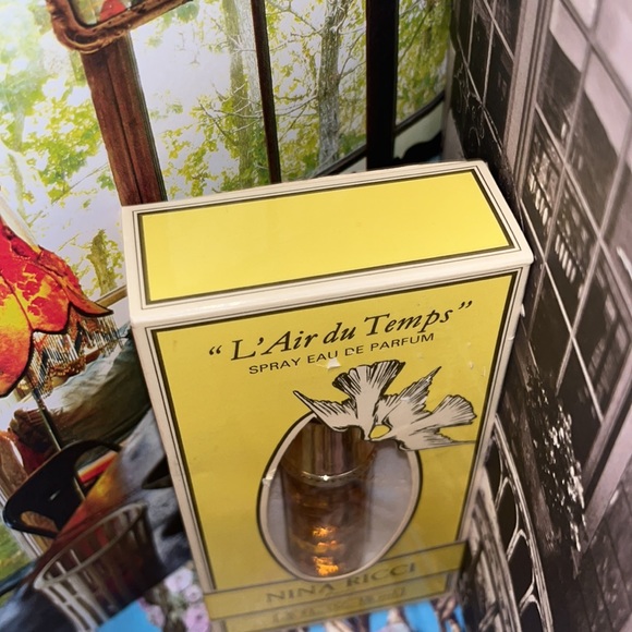 🕊 💎 🕊• 💎 Nina Ricci x Paris Vibes 💎• 🕊💎🕊 - Picture 3 of 4